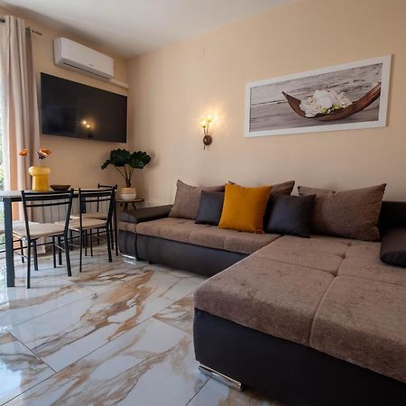 Premium Relax Rooms Novi Vinodolski Eksteriør billede