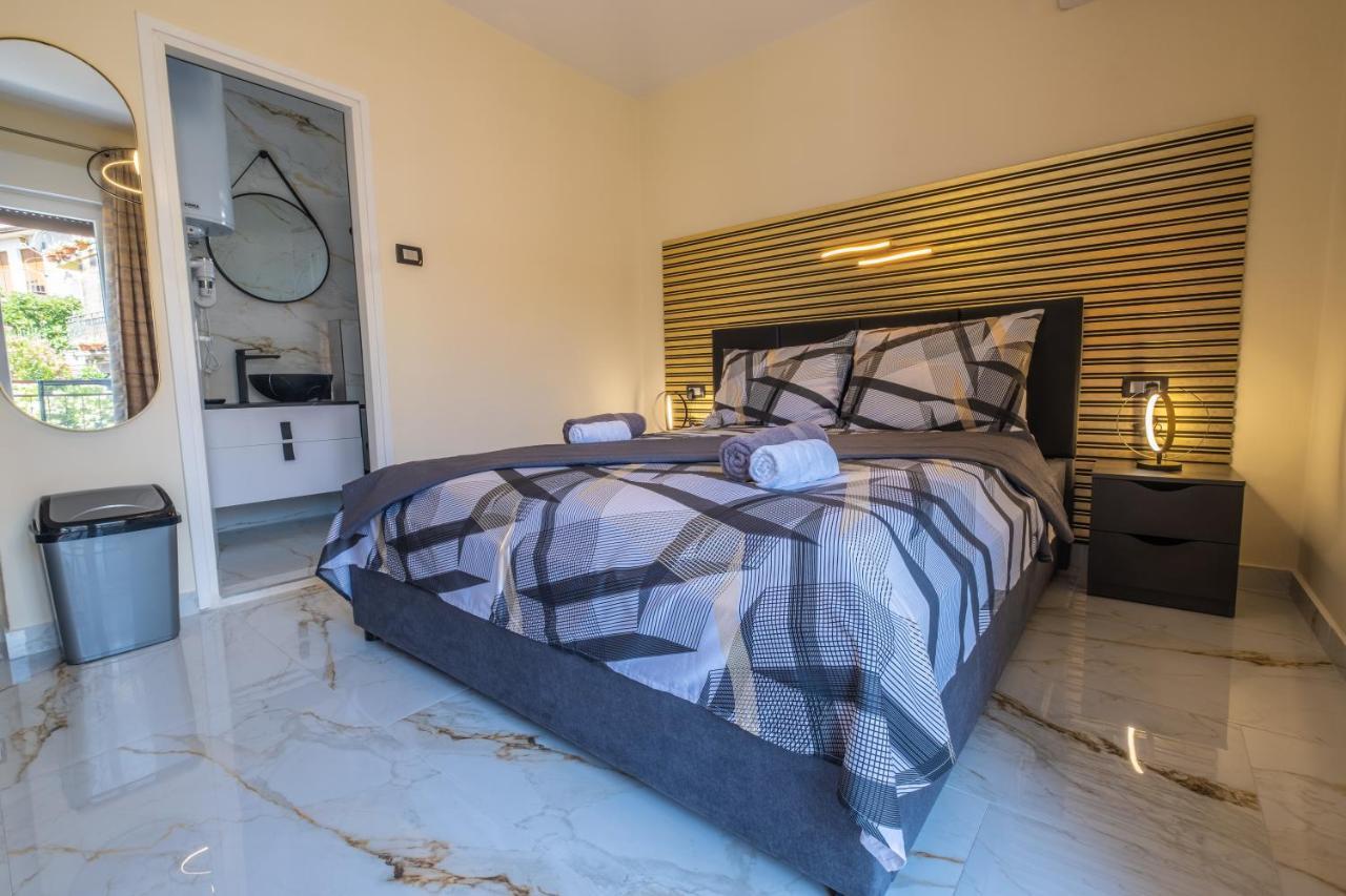 Premium Relax Rooms Novi Vinodolski Eksteriør billede