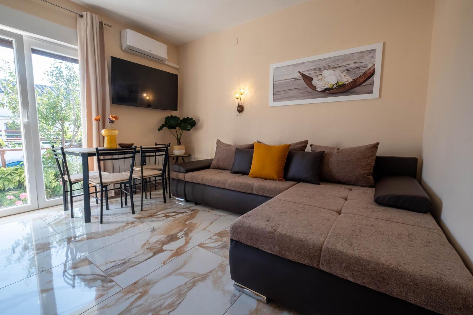 Premium Relax Rooms Novi Vinodolski Eksteriør billede