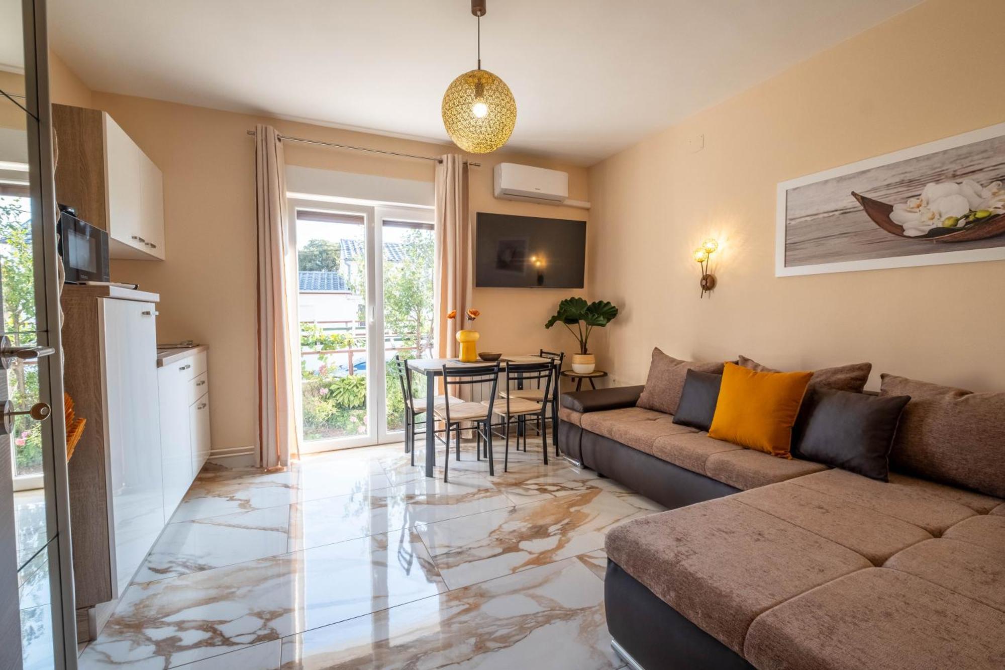 Premium Relax Rooms Novi Vinodolski Eksteriør billede